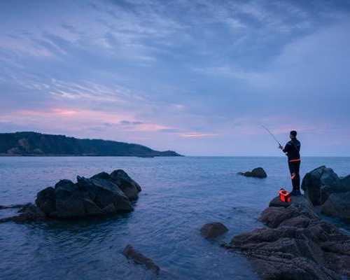 海边钓鱼结局怎么样，海边 钓鱼？