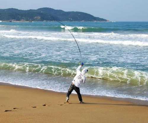 海边钓鱼结局怎么样，海边 钓鱼？