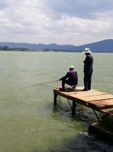 滇池钓鱼环境怎么样，滇池钓鱼用什么料最好钓？