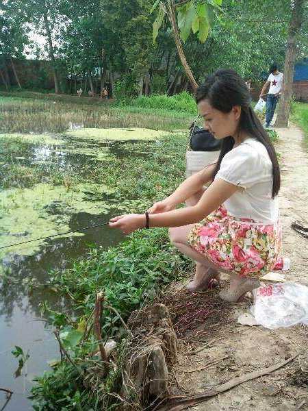 金寨妹子钓鱼怎么样，金寨妹子钓鱼怎么样呀！